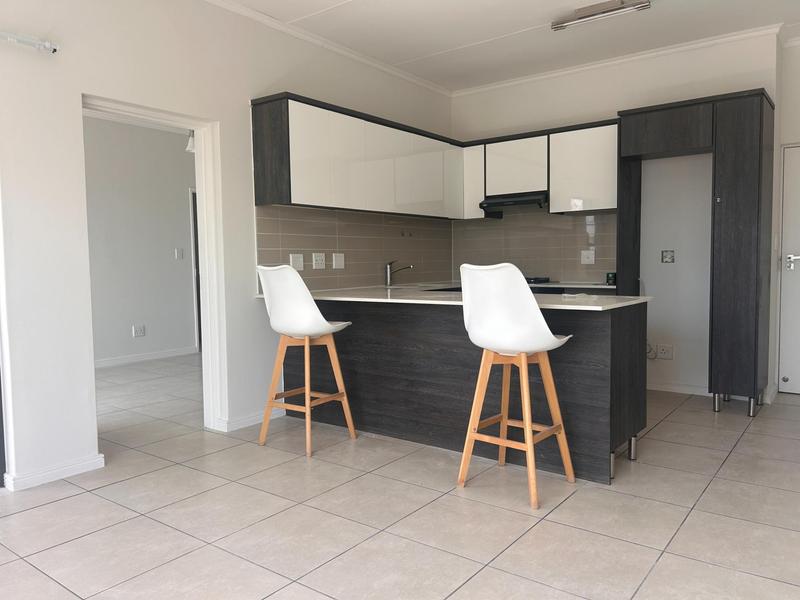 To Let 1 Bedroom Property for Rent in Sandown Western Cape